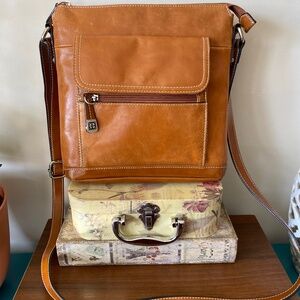 Giani Bernini Tan Brown Leather Crossbody